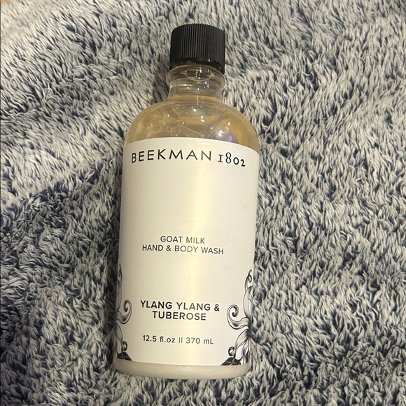Beekman 1802 Other - Beekman 1802 Ylang Ylang & Tuberose Hand & Body Wash